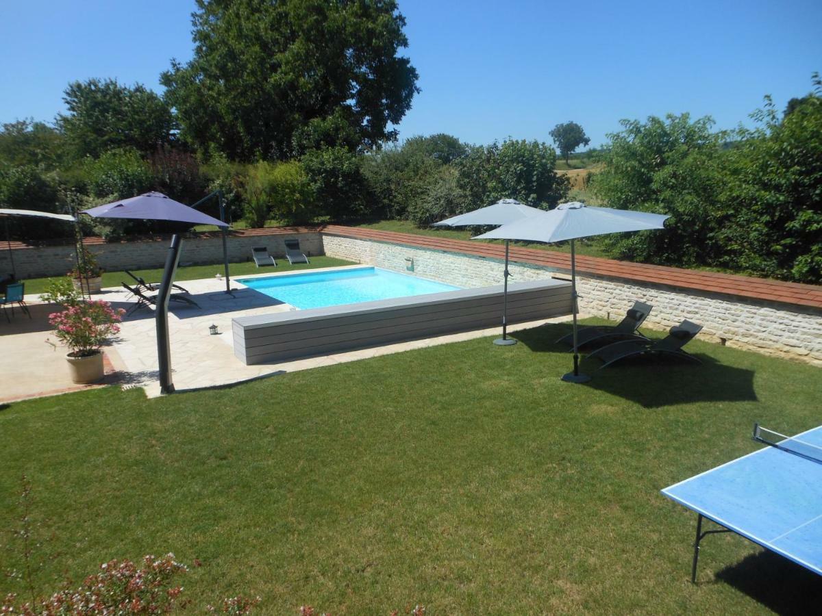 Le Gite De Vire Exterior photo